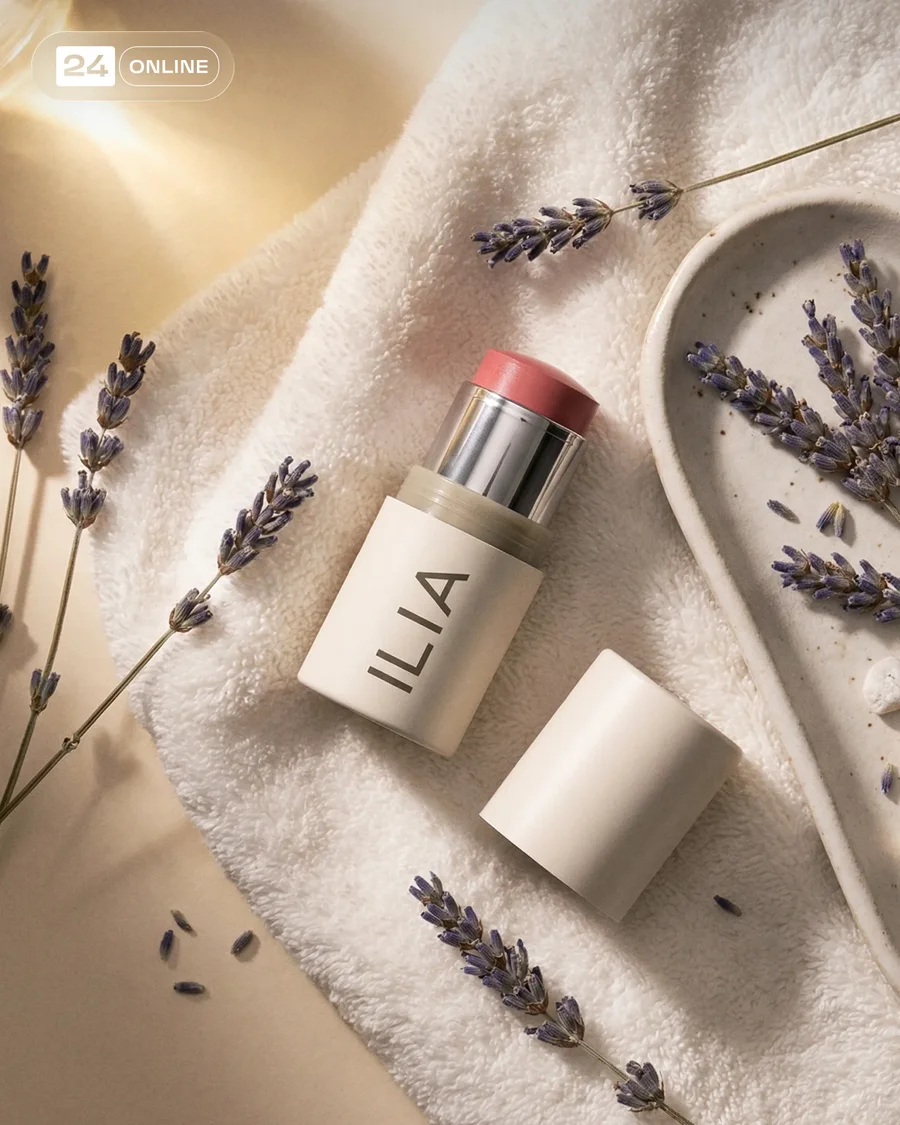 Photorealistic beauty products in clean editorial flat lays with fresh, soft… — AI-generated example 2 of 5