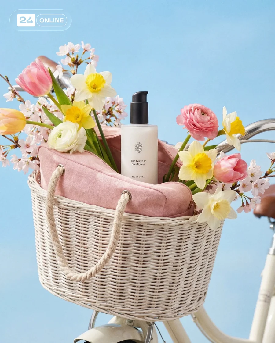 Pastel floral luxury beauty product photography with clean editorial… — AI-generated example 3 of 5